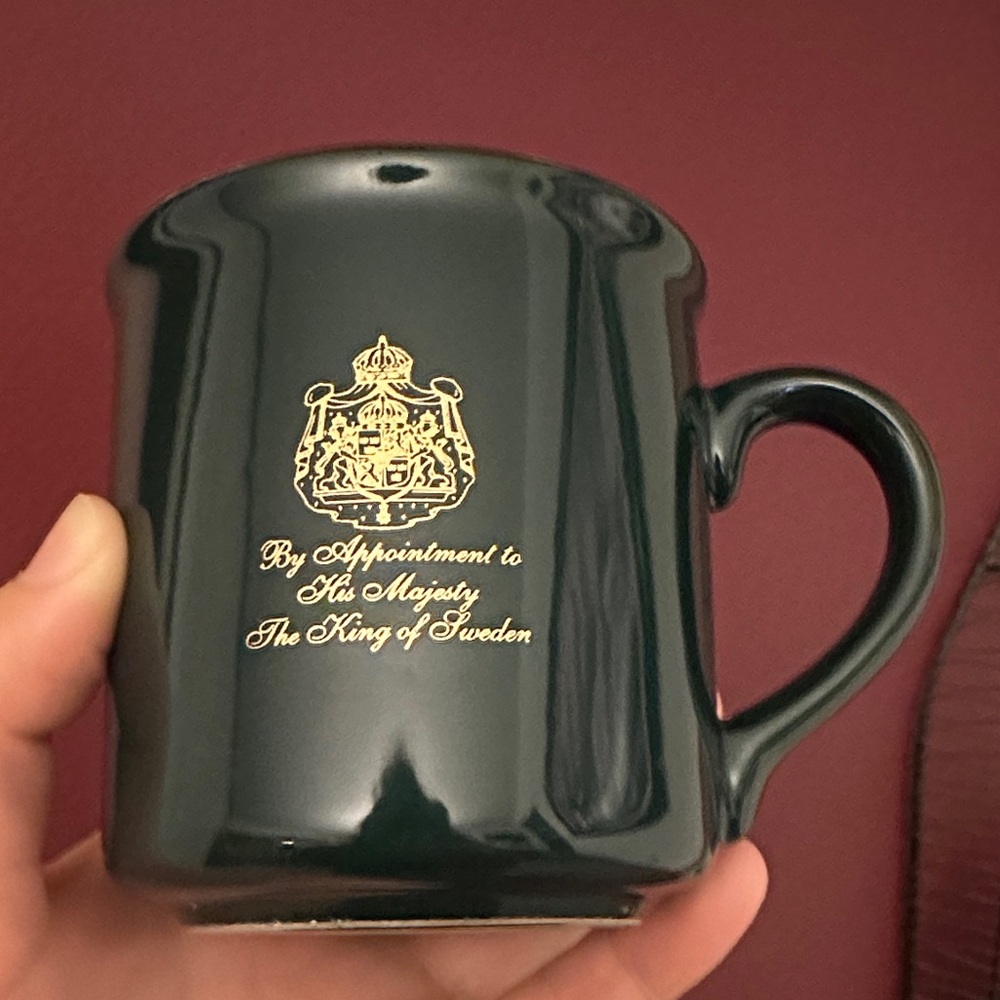 Dark Green Coffee Mug with Royal Crest